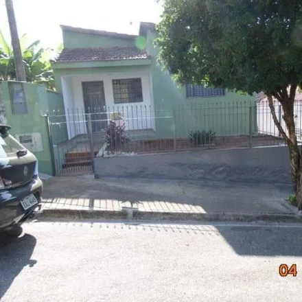 Rent this 2 bed house on Casa de Carnes Rafael Costa in Rua Doutor Fernando Costa, Centro