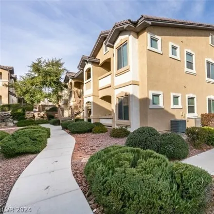 Rent this 3 bed condo on 2181 East Ford Avenue in Paradise, NV 89123