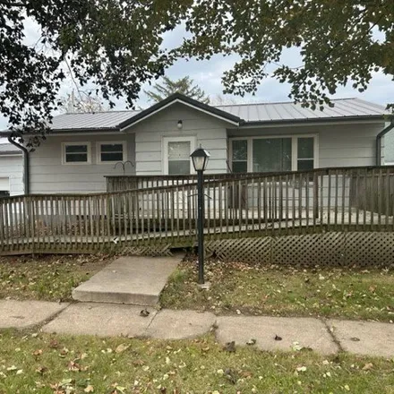 Image 1 - 362 Washington Street, Gladbrook, Tama County, IA 50635, USA - House for sale