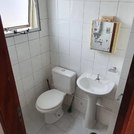 Rent this 2 bed apartment on Rua São Vicente in Gopoúva, Guarulhos - SP