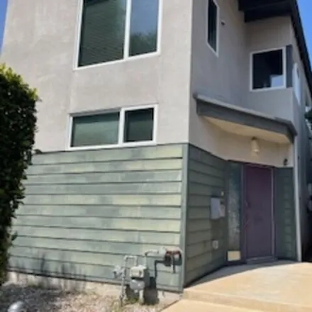 Buy this 3 bed house on 1035 West 67th Street in Los Angeles, CA 90044