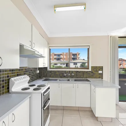 Image 6 - Torikina, 19 Waugh Street, Port Macquarie NSW 2444, Australia - Apartment for rent