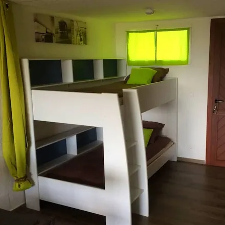 Rent this 2 bed apartment on 20240 Ghisonaccia