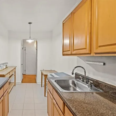 Image 7 - 2210 Beverley Road, New York, NY 11226, USA - Condo for sale