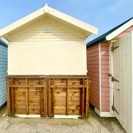Image 4 - The Beach Hut, Cliff Drive, Christchurch, BH23 4EP, United Kingdom - Apartment for sale