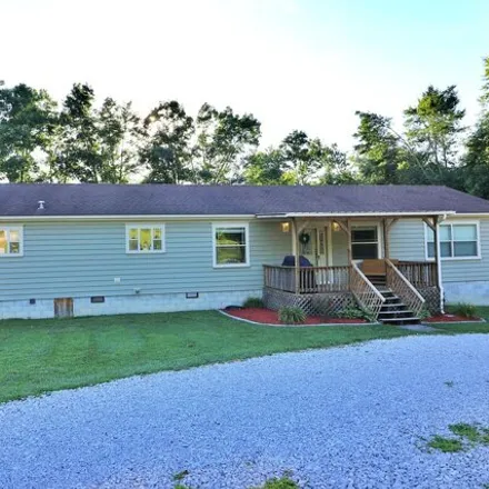 Buy this 3 bed house on Denzil Drive in Oneida, Scott County