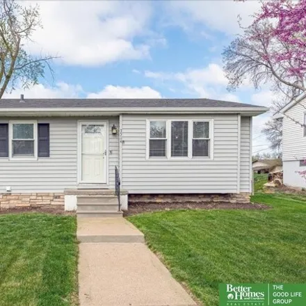 Buy this 3 bed house on 12104 Lamont Street in Omaha, NE 68144