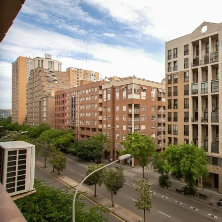 Image 12 - Poliesportiu Montolivet, Carrer de Luis Arcas (Pintor), 46013 Valencia, Spain - Apartment for rent