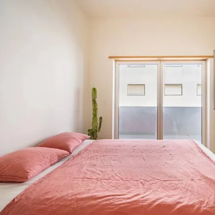 Rent this 1 bed apartment on Via Rápida da Caparica in 2825-837 Almada, Portugal