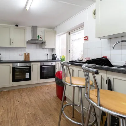 Rent this 1studio townhouse on 19 Ditchling Road in Brighton, BN1 4SB