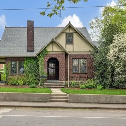 Image 1 - 1490 Greenwood Avenue, Nashville-Davidson, TN 37206, USA - House for sale