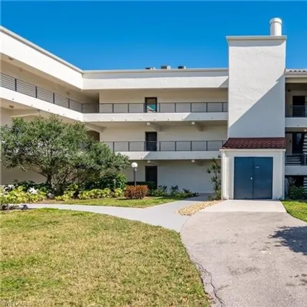 Buy this 2 bed condo on Lakewood Country Club of Naples in Teryl Road, Collier County