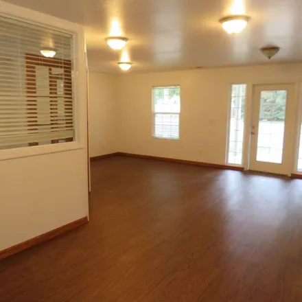 Rent this 1 bed apartment on 264 South Crawford Avenue in Willows, CA 95988