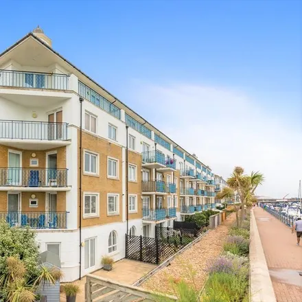Rent this 1 bed apartment on Collingwood Court in The Strand, Roedean
