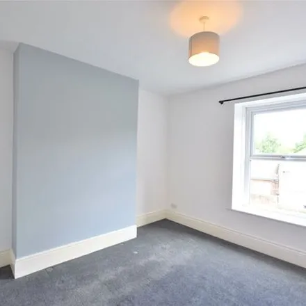 Rent this 3 bed townhouse on East View in Rowlands Gill, NE39 2LQ