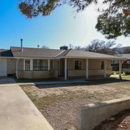 Buy this 3 bed house on 603 Sierra Vista Drive in Wofford Heights, Kern County
