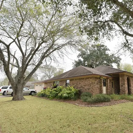 Buy this 4 bed house on 154 Daffodil Street in Lake Jackson, TX 77566