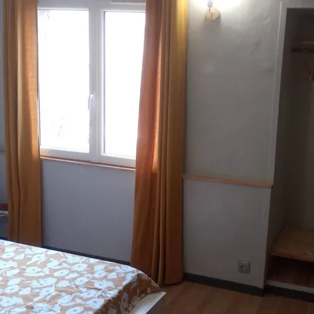 Rent this 1 bed apartment on 04120 Castellane