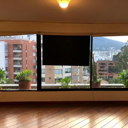 Rent this 3 bed apartment on Embassy of Haiti in Belo Horizonte E11-12, 170107