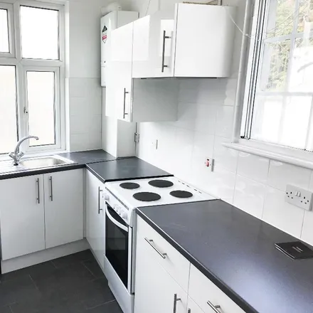 Rent this 1 bed apartment on Divrei Kodesh in Edgwarebury Lane, London
