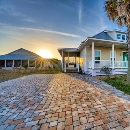 Image 2 - 107 15th Street, Mexico Beach, Bay County, FL 32456, USA - House for sale