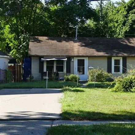 Buy this 2 bed house on 117 High Street in Mount Clemens, MI 48043