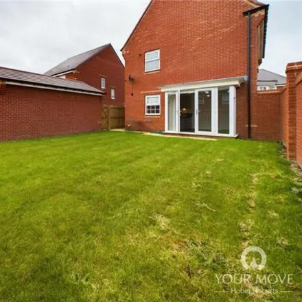 Image 2 - unnamed road, Kettering, NN15 4AE, United Kingdom - House for rent