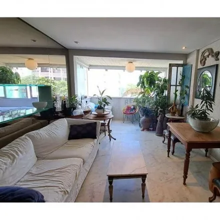 Rent this 3 bed apartment on Rua dos Navegantes 1353 in Boa Viagem, Recife - PE