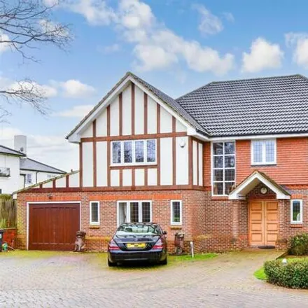 Buy this 6 bed house on Shirley Parish Hall in 81 Wickham Road, London