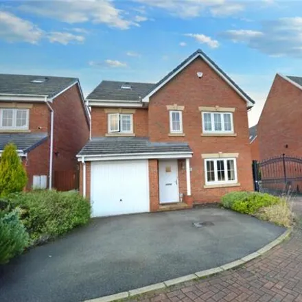 Buy this 5 bed house on Twentyman Walk in Thorpe-on-the-Hill, LS10 4FG