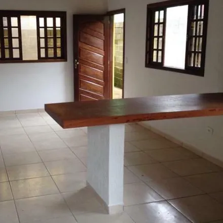 Buy this 2 bed house on Estrada Joaquim Pereira de Camargo in Centro, São Lourenço da Serra - SP