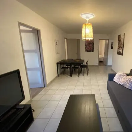 Rent this 4 bed apartment on 13009 Marseille