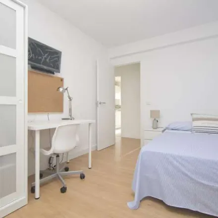 Image 6 - Calle de la Amistad, 28025 Madrid, Spain - Apartment for rent