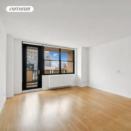 Image 4 - 1690 2nd Avenue, New York, NY 10128, USA - Apartment for sale