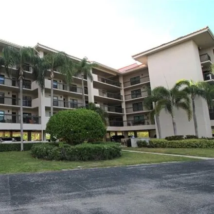 Buy this 2 bed condo on 1807 Mariner Drive in Tarpon Springs, FL 34689
