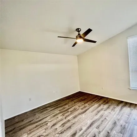 Image 4 - 512 Ralph Ablanedo Drive, Austin, TX 78715, USA - House for rent