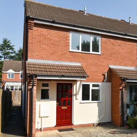 Rent this 2 bed house on Eastley Crescent in Hampton Magna, CV34 5RX