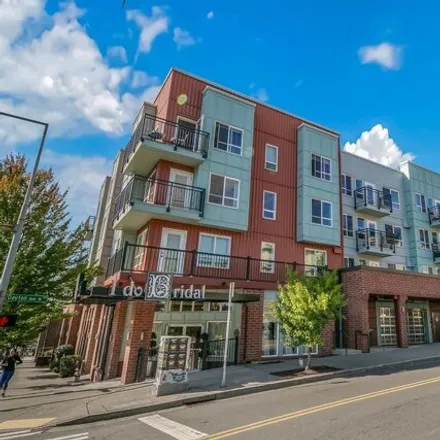 Buy this studio condo on 424 North 85th Street in Seattle, WA 98103