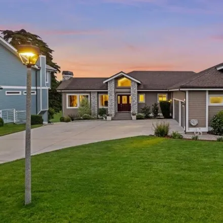 Buy this 5 bed house on Half Moon Bay Golf Links in 2 Miramontes Point Road, Half Moon Bay