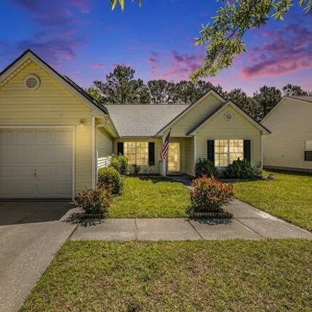 Buy this 3 bed house on 166 Dovetail Circle in Summerville, SC 29483