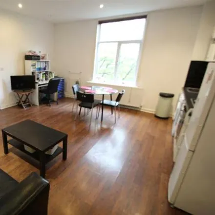Rent this 1 bed room on Western Lecture Theatre in Belle Vue Road, Leeds
