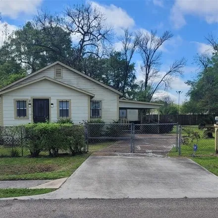 Buy this 3 bed house on 5122 Noble Street in Houston, TX 77020