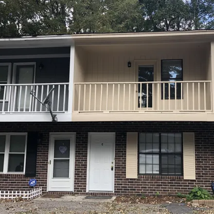 Buy this 2 bed townhouse on 104 Muir Court in Oakbrook, Summerville
