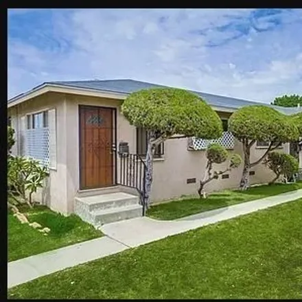 Buy this studio townhouse on 15600 South Vermont Avenue in Gardena, CA 90247