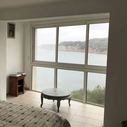 Rent this 3 bed house on 83110 Sanary-sur-Mer