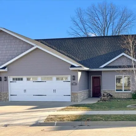 Buy this 3 bed house on South Pointe Drive in Rockdale, Dubuque