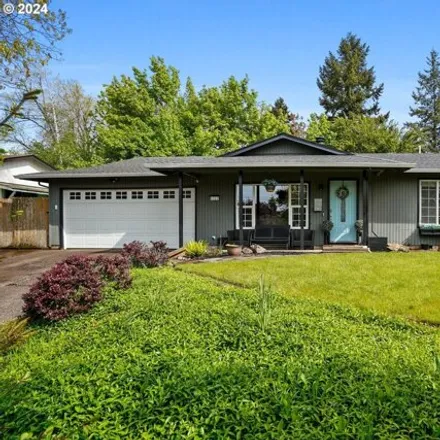 Buy this 3 bed house on 5322 Fox Court South in Salem, OR 97306