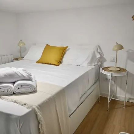 Rent this 1 bed apartment on Parroquia de la Virgen del Coro in Calle Virgen de la Alegría, 12