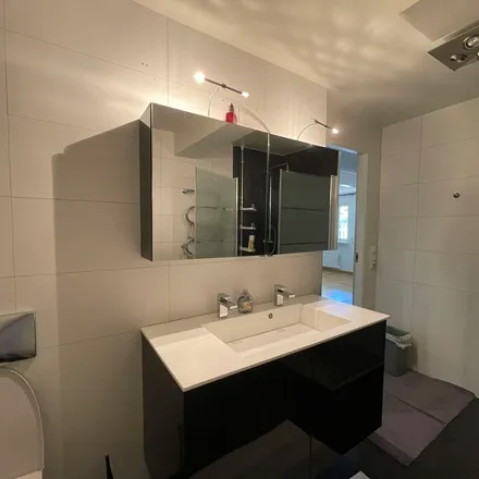 Rent this 3 bed apartment on Hollywoodvägen 1 in 192 77 Sollentuna kommun, Sweden