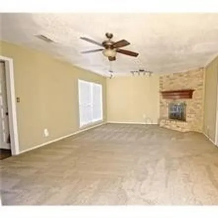 Image 4 - 6824 Trail Lake Drive, Fort Worth, TX 76133, USA - Duplex for sale